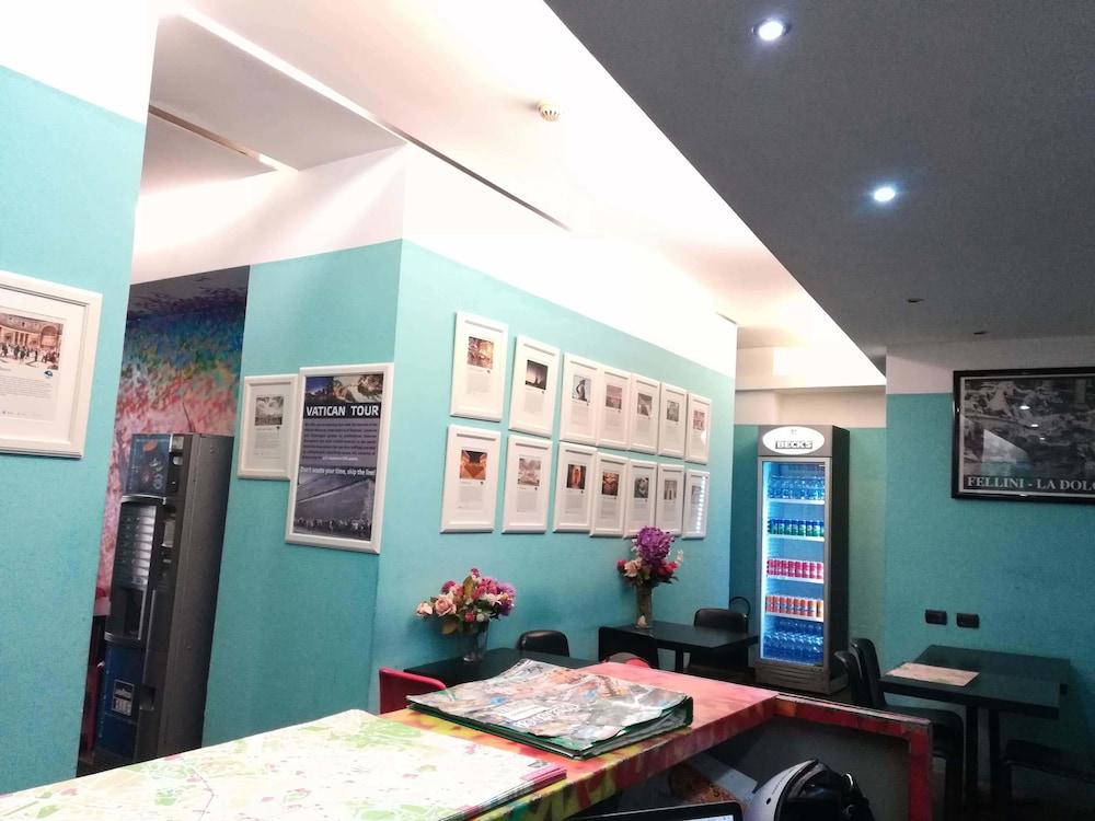 M&J Place Hostel 罗马 外观 照片